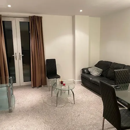 Central Birmingham Location Near Icc, With Balcony, Wifi, Parking And Smart Tv Exterior photo