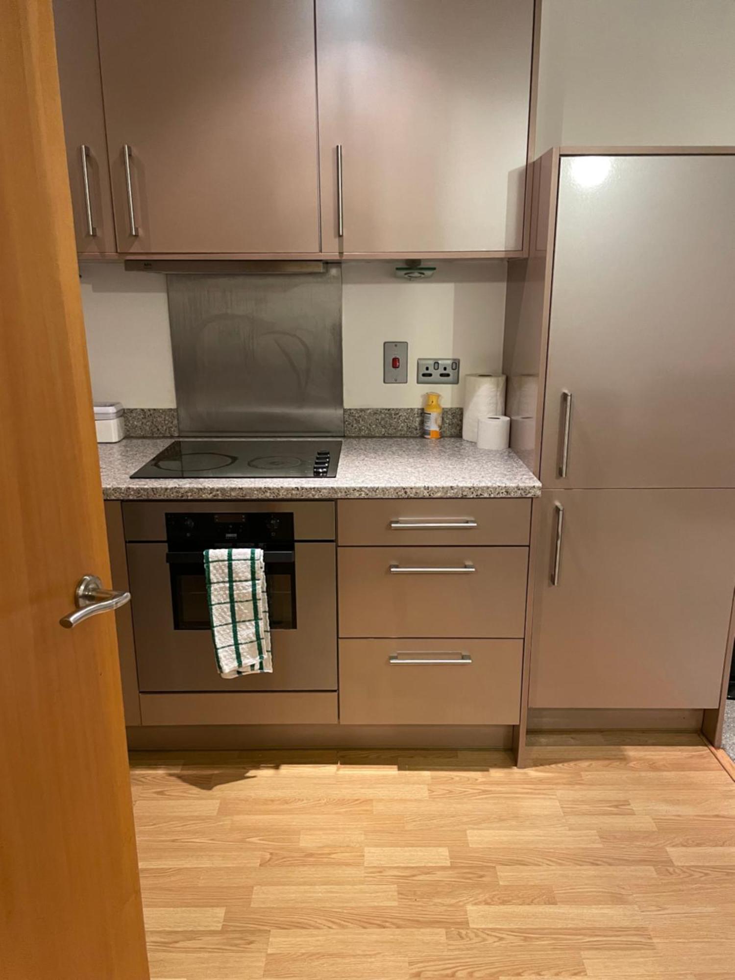 Location Near Icc, With Balcony, Wifi, Parking And Smart Tv